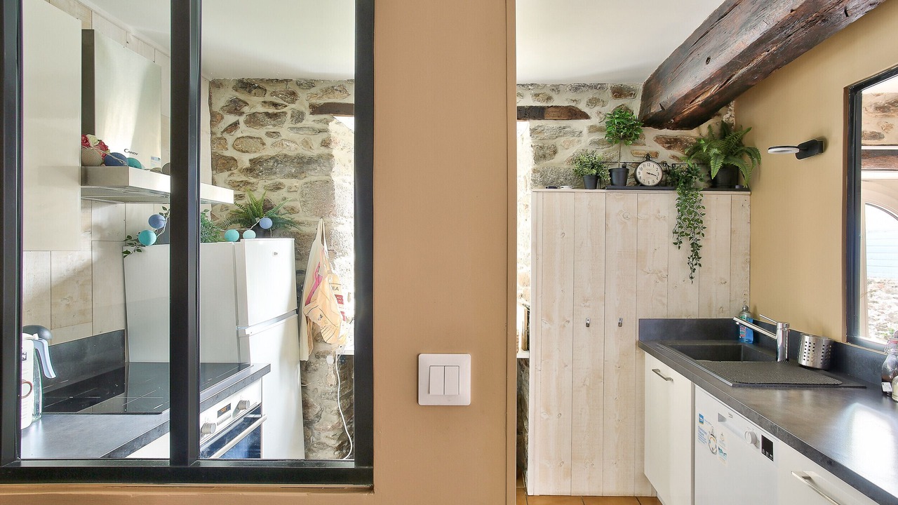 Photo of Kitchen in Saint-Suliac