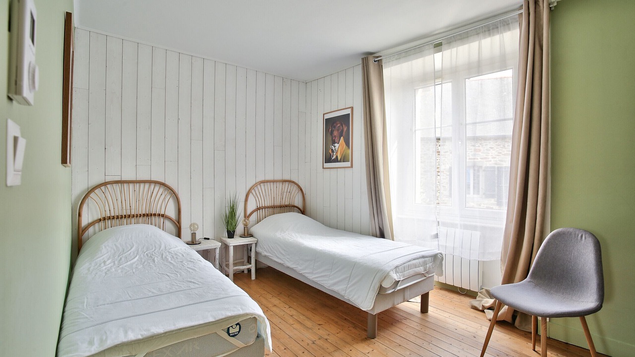 Photo of Bedroom in Saint-Suliac