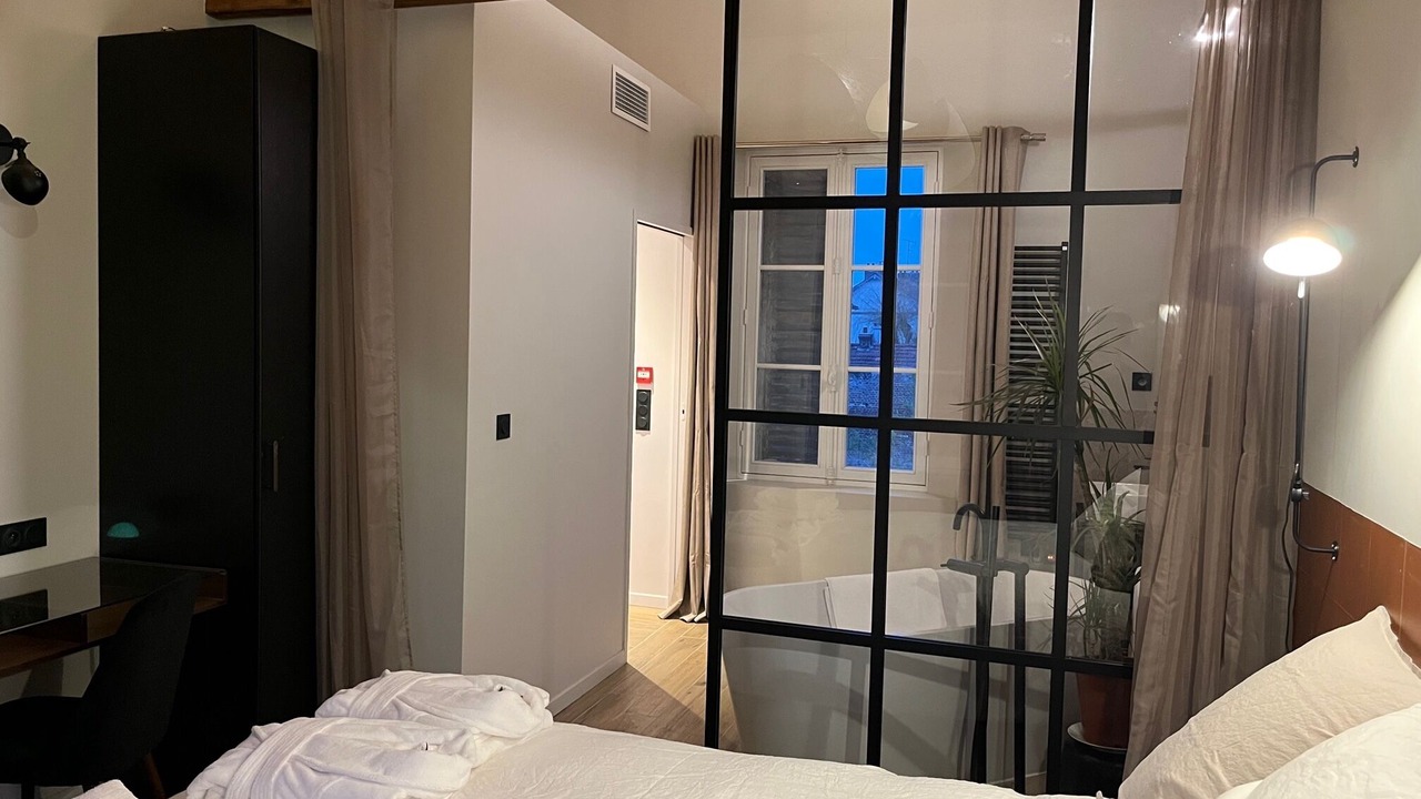 Photo of Bedroom in Villers-Cotterets