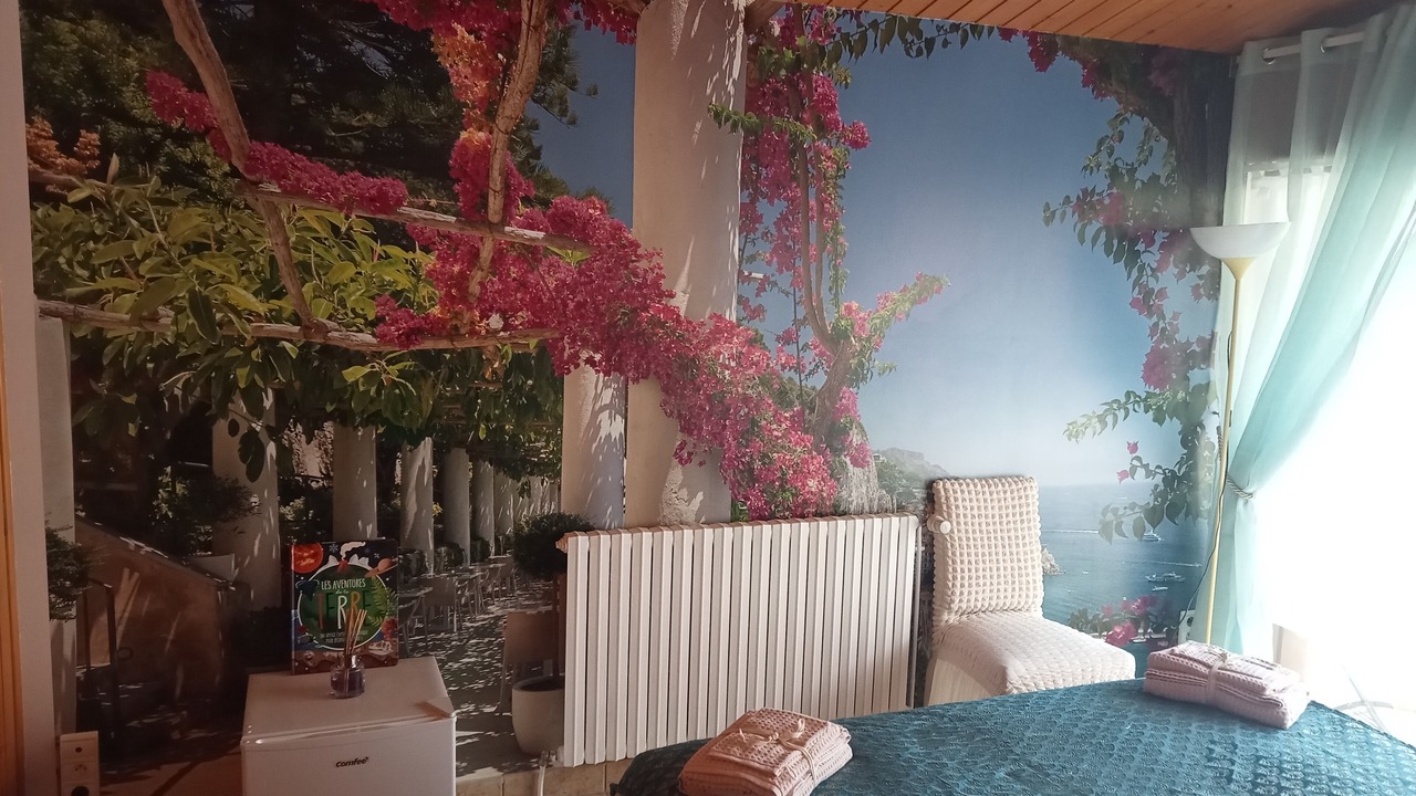 Photo of Bedroom in Saint-Aigulin