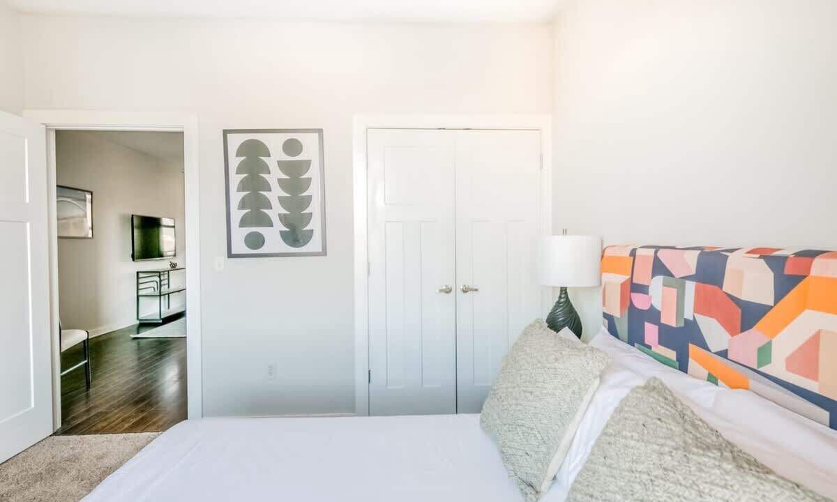 Photo of Bedroom in Music Row