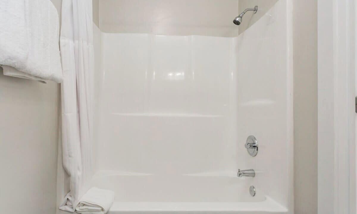 Photo of Bathroom in Music Row