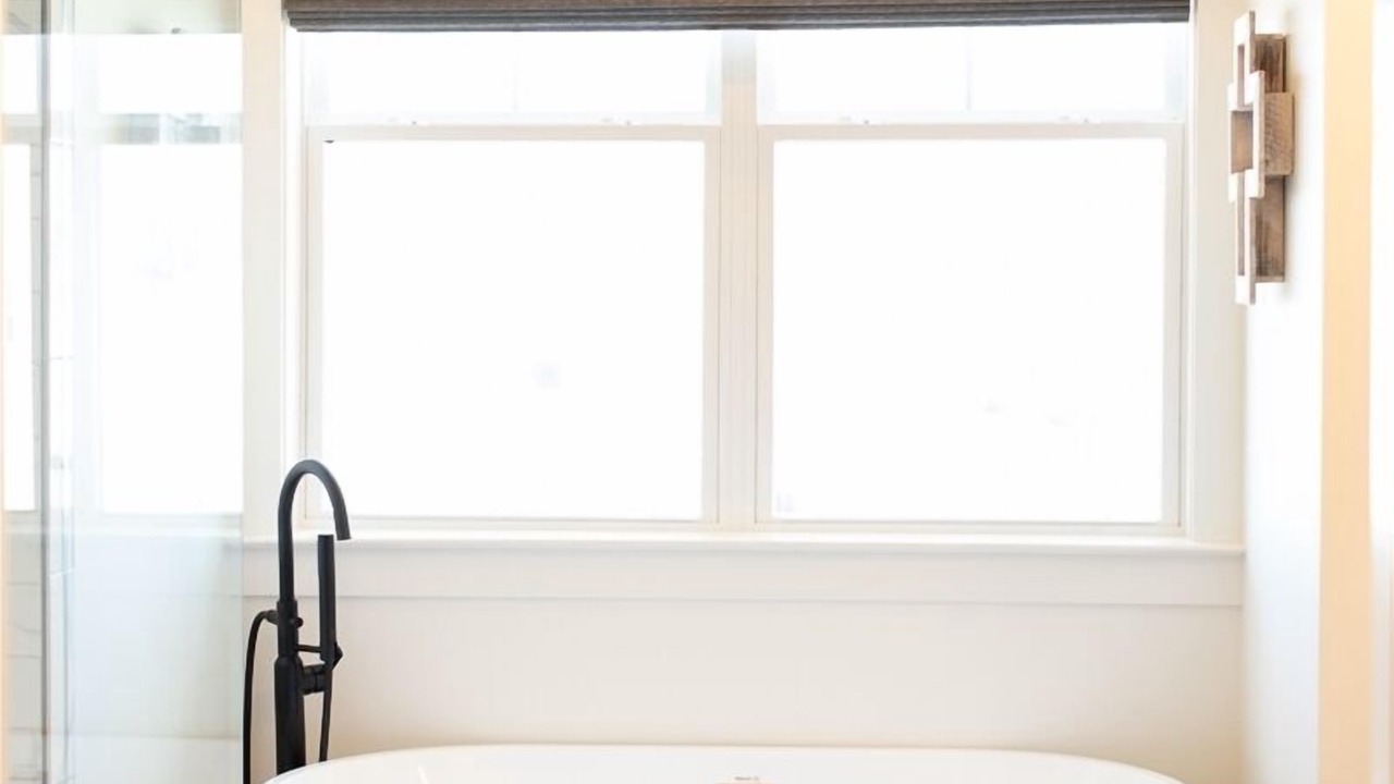 Photo of Bathroom in Guntersville