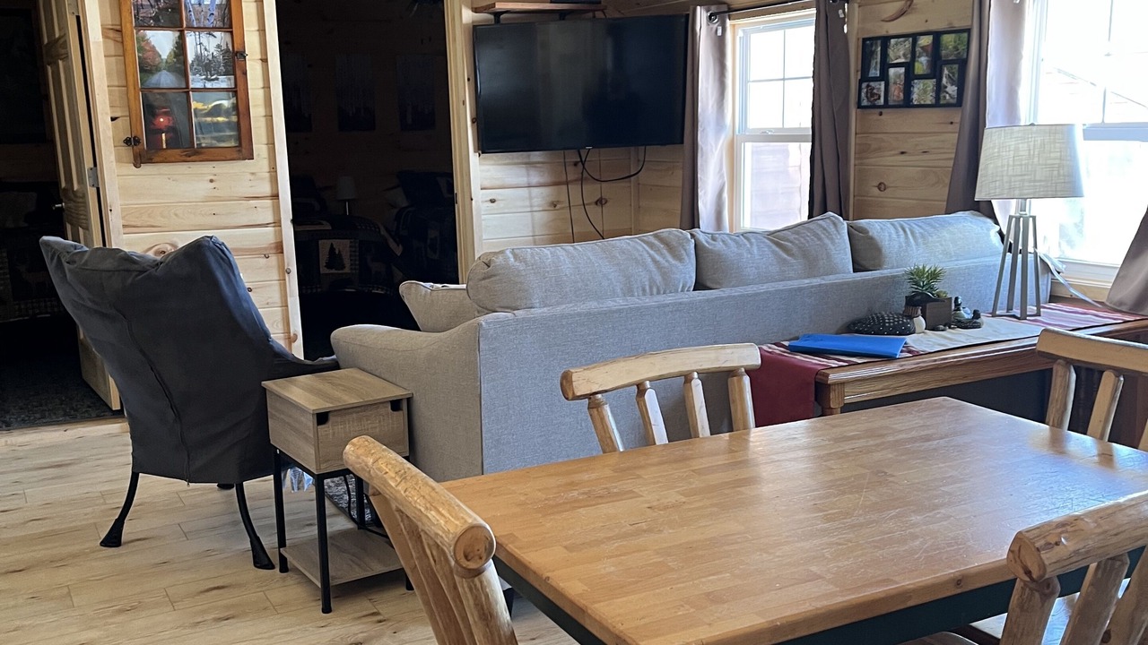 Photo of Livingroom in Sioux Narrows Nestor Falls