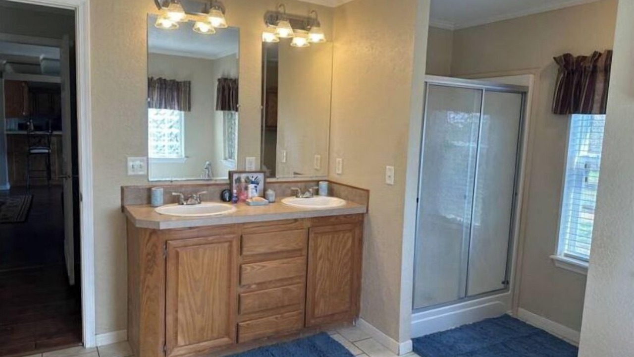 Photo of Bathroom in Gordonville