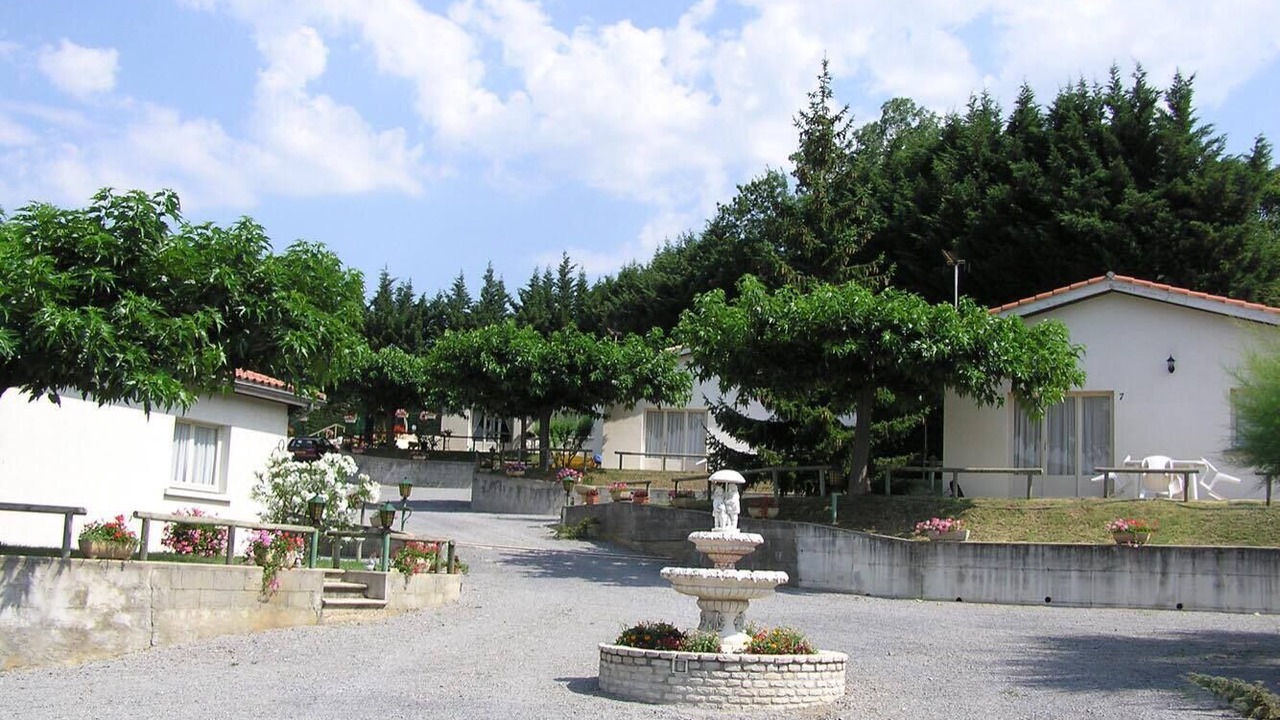 Photo of Outdoor in Darbres