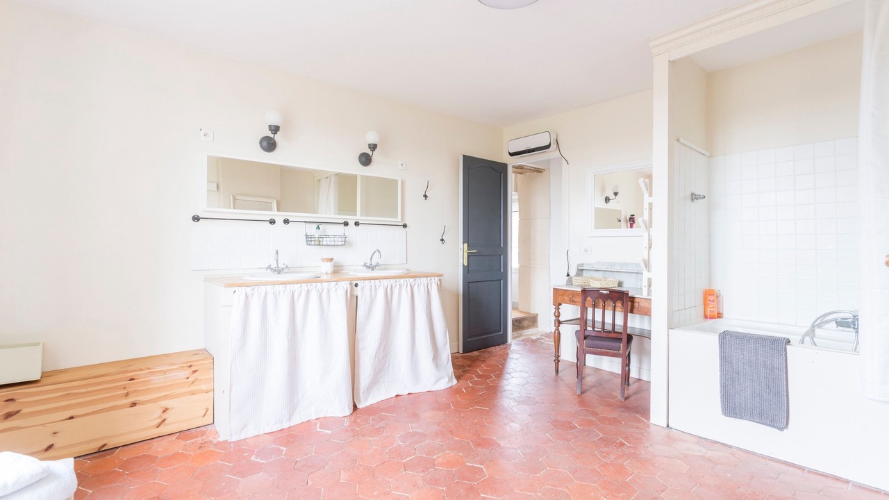 Photo of Others in Lavilletertre