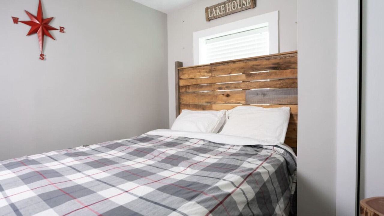 Photo of Bedroom in Centre