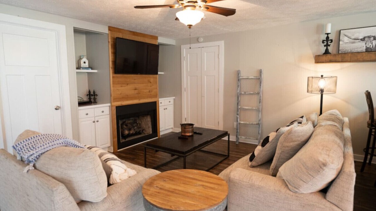 Photo of Livingroom in Centre