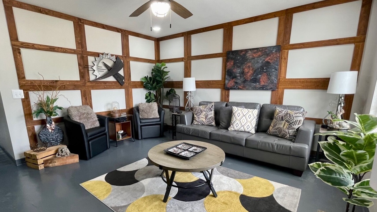 Photo of Livingroom in Springdale