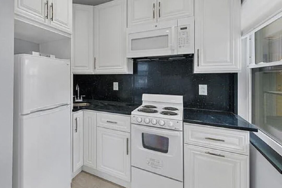 Photo of Kitchen in Central Sarasota