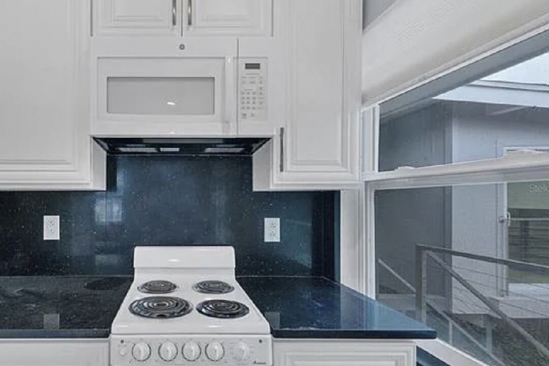 Photo of Kitchen in Central Sarasota