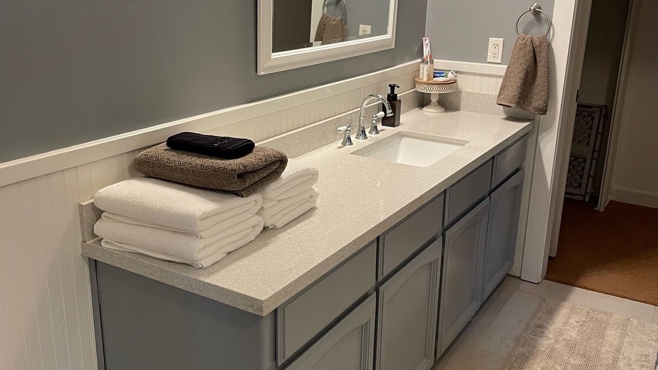 Photo of Bathroom in Dutch Flat