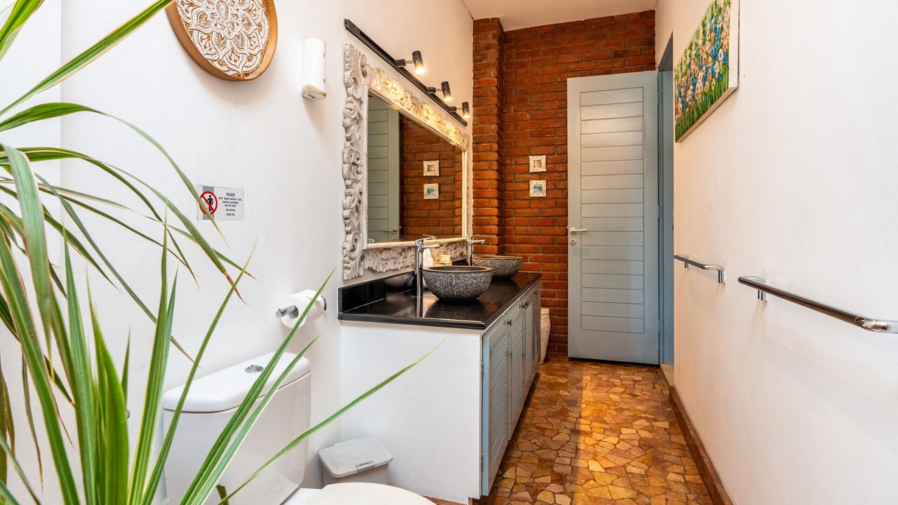 Photo of Bathroom in Drupadi