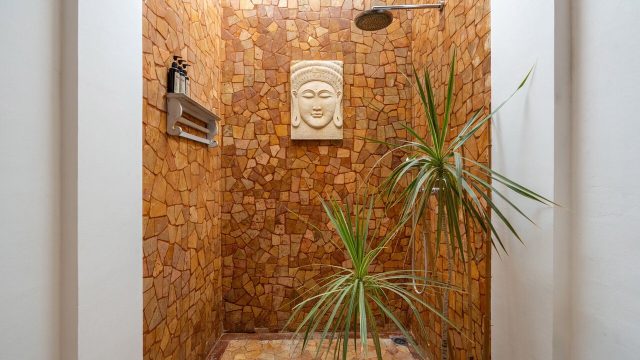 Photo of Bathroom in Drupadi