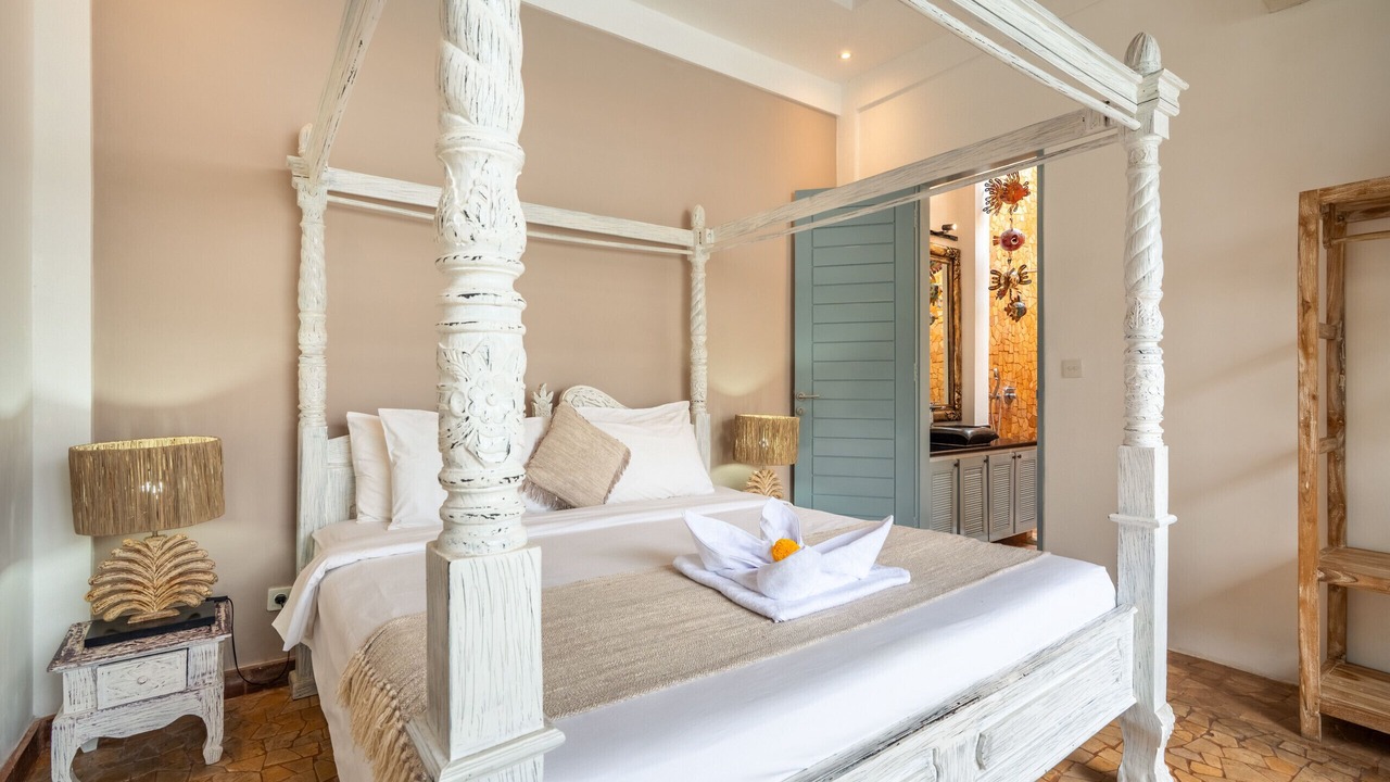Photo of Bedroom in Drupadi