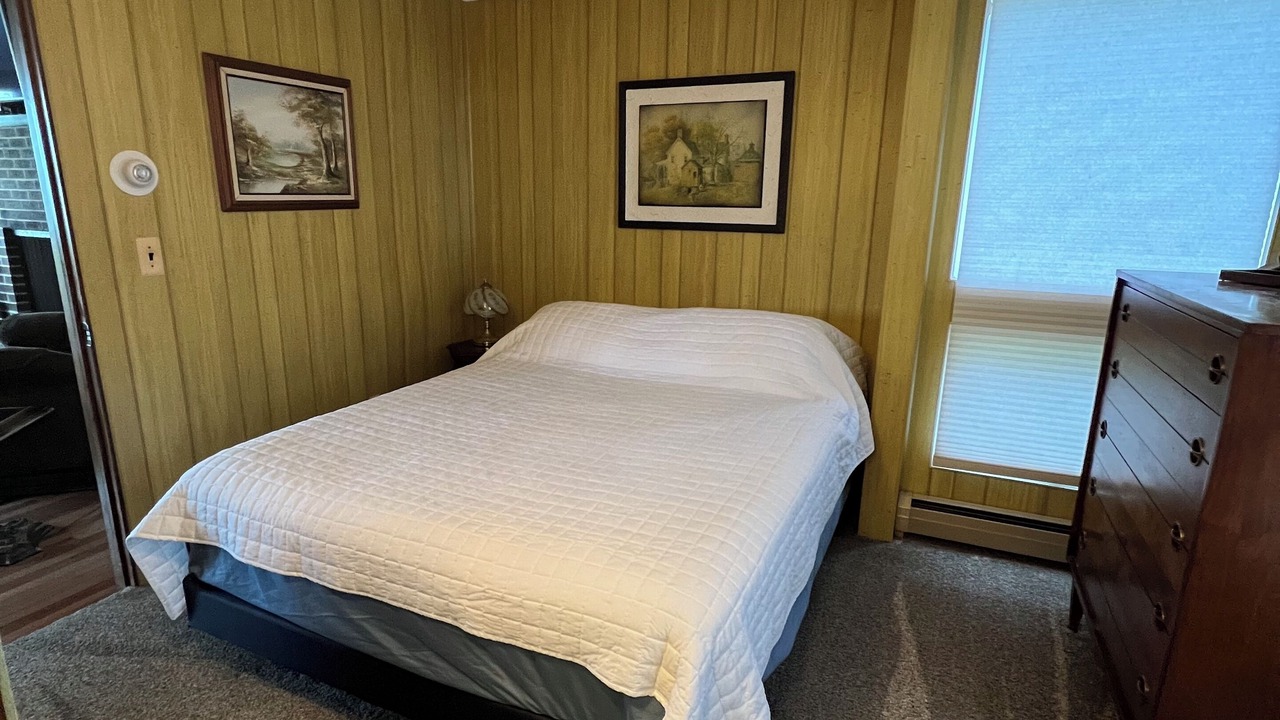 Photo of Bedroom in Spruce