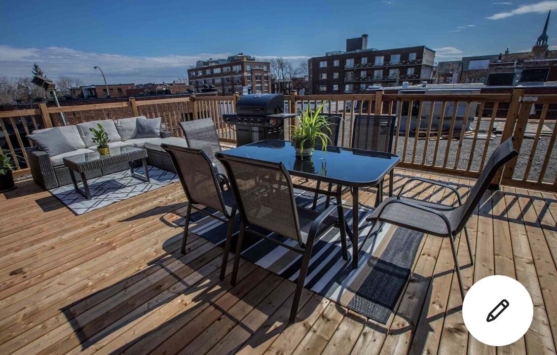 Photo of Outdoor in De Lorimier