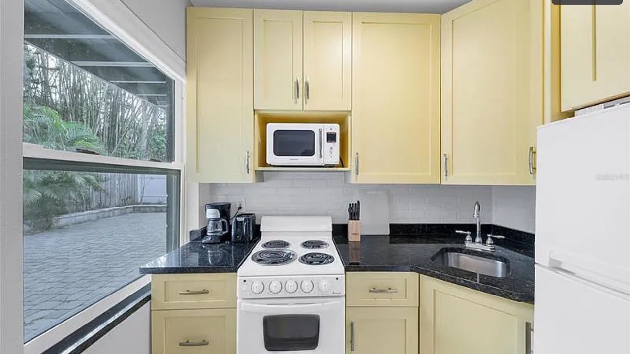 Photo of Kitchen in Central Sarasota