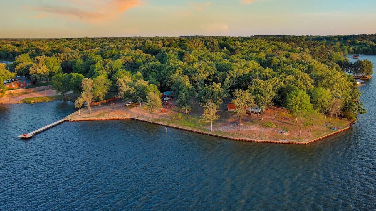 Photo of Outdoor in Dogwood