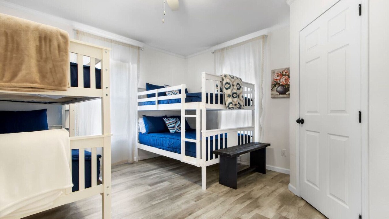 Photo of Bedroom in Dogwood