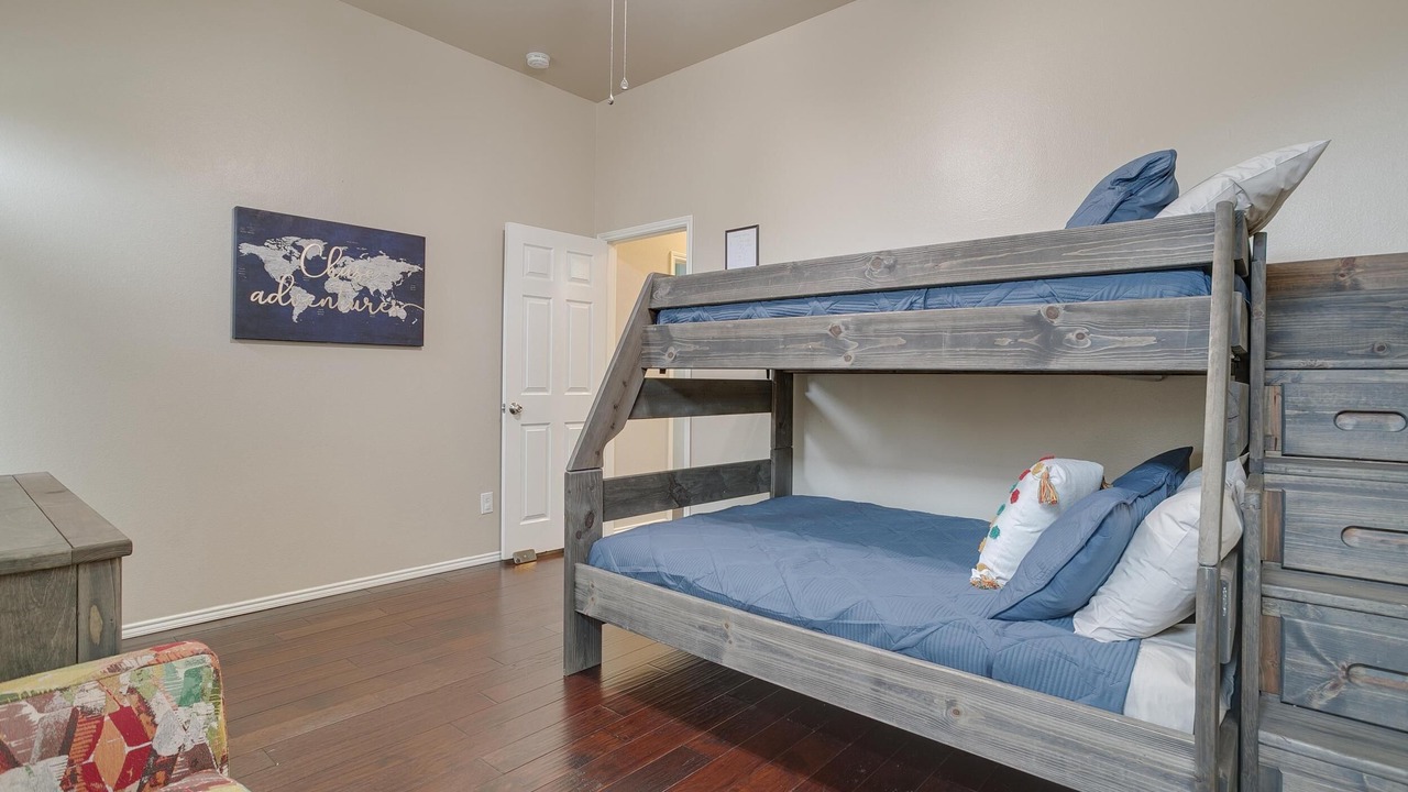 Photo of Bedroom in Grand Prairie