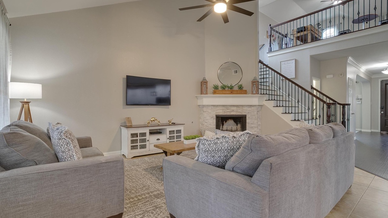 Photo of Livingroom in Grand Prairie