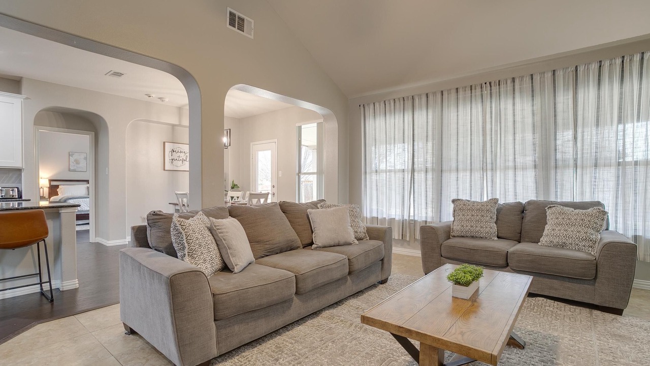 Photo of Livingroom in Grand Prairie