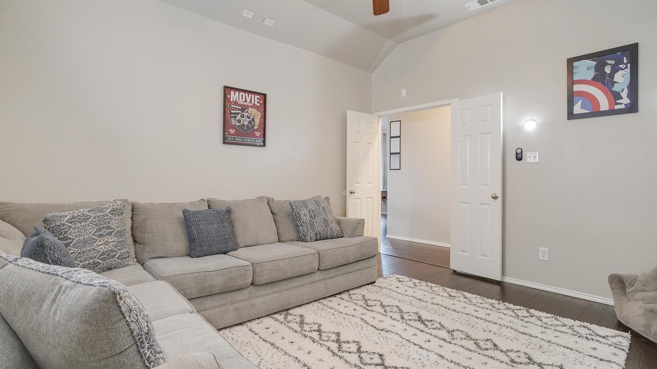 Photo of Livingroom in Grand Prairie