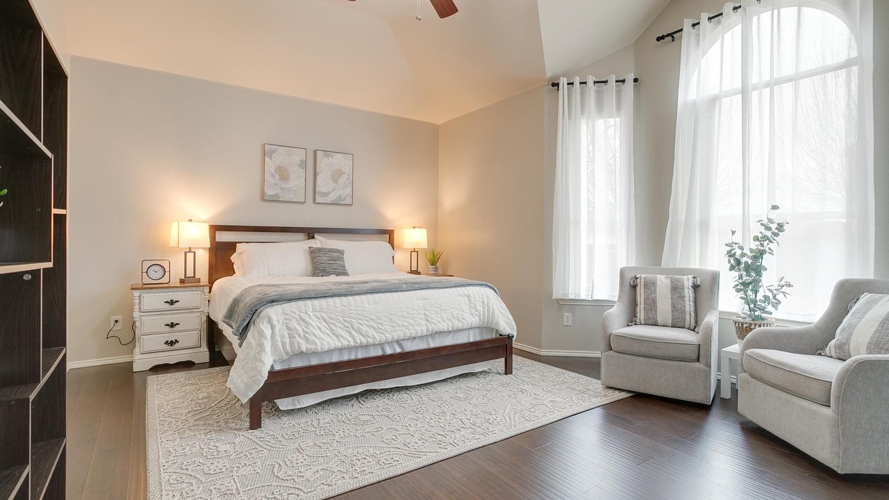 Photo of Bedroom in Grand Prairie
