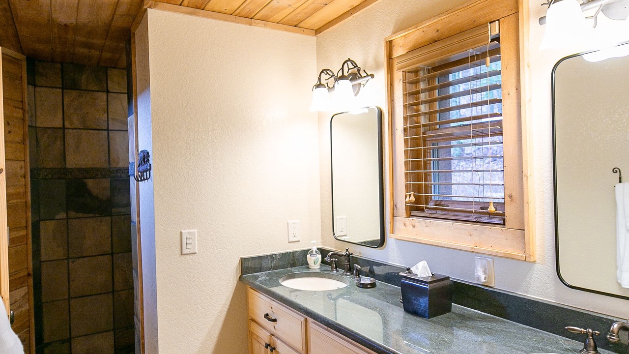 Photo of Bathroom in Topton