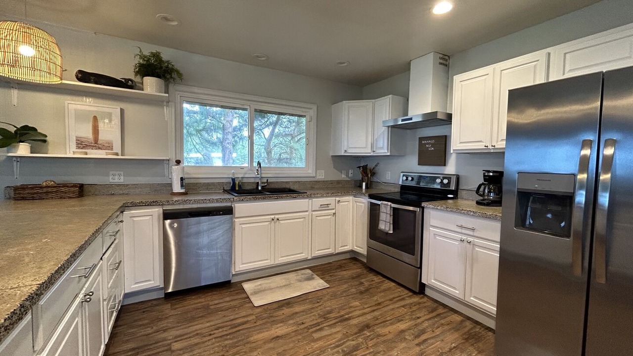 Photo of Others in Laie