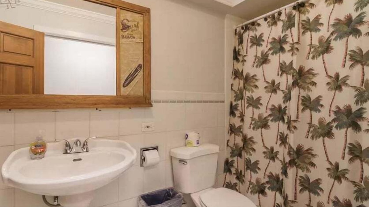 Photo of Bathroom in Laie