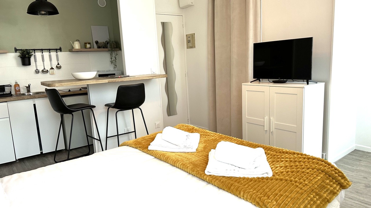 Photo of Bedroom in Courlancy