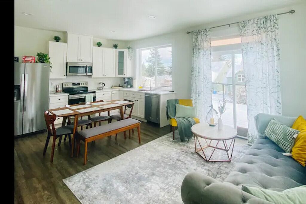 Photo of Livingroom in Minnehaha