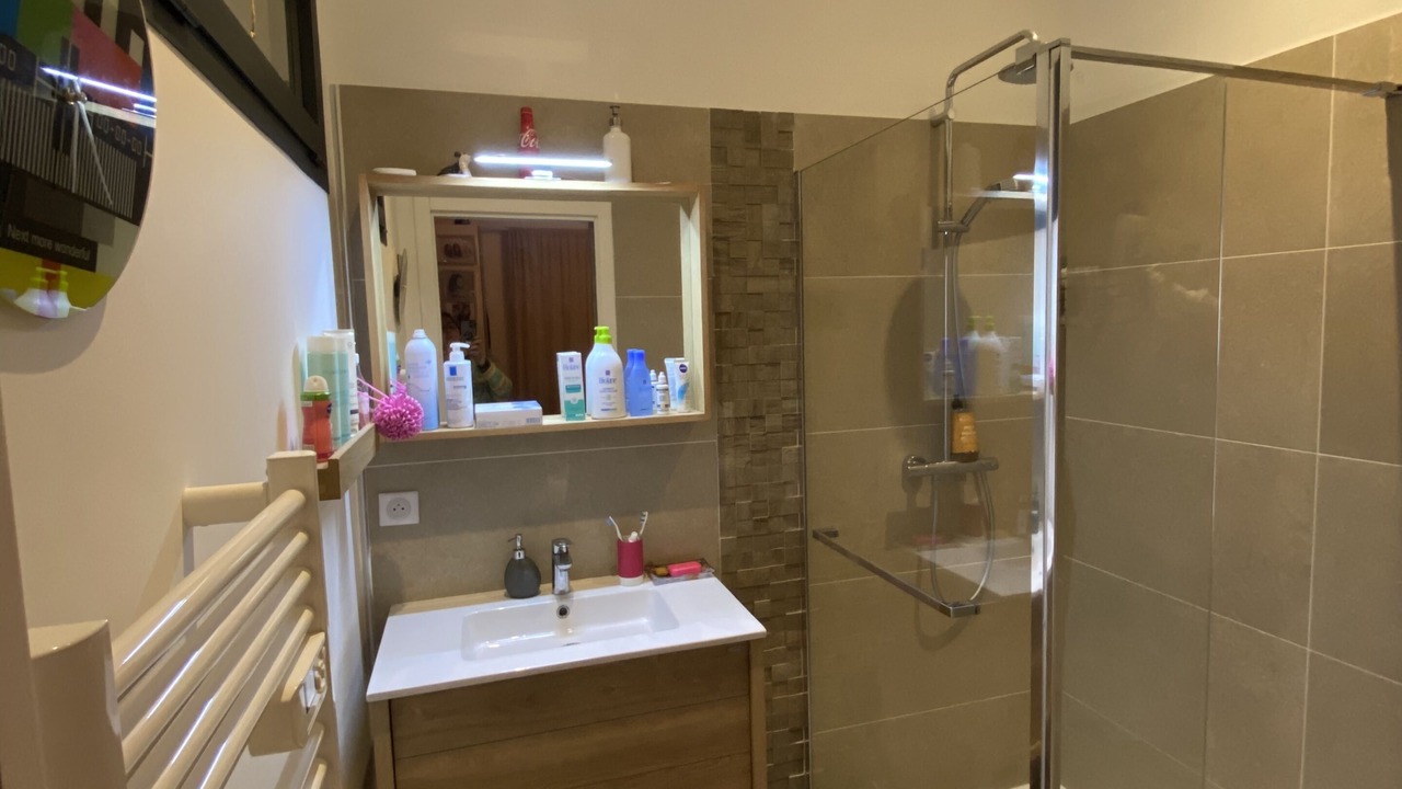 Photo of Bathroom in Sollies-Toucas