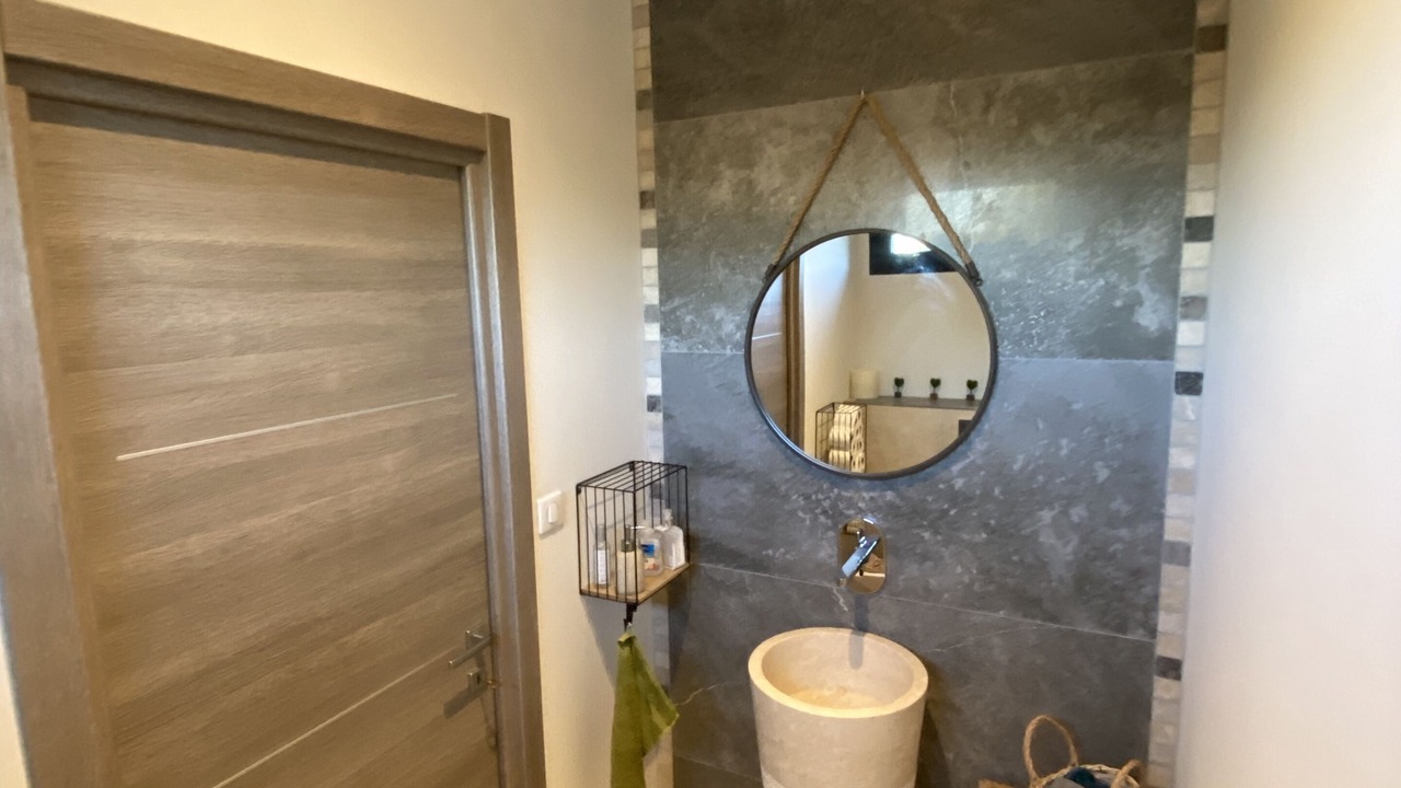 Photo of Bathroom in Sollies-Toucas