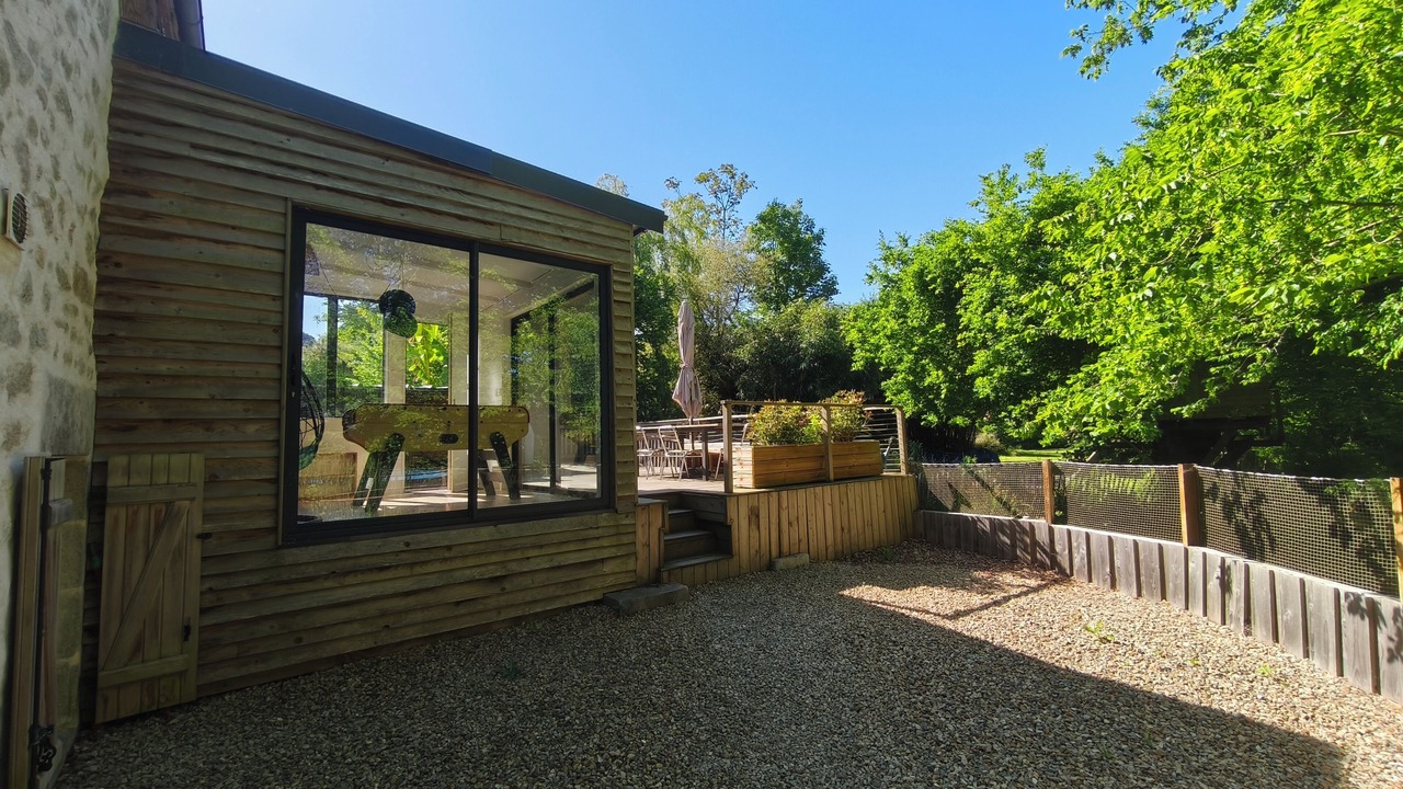 Photo of Patio Balcony in Ploneour-Lanvern