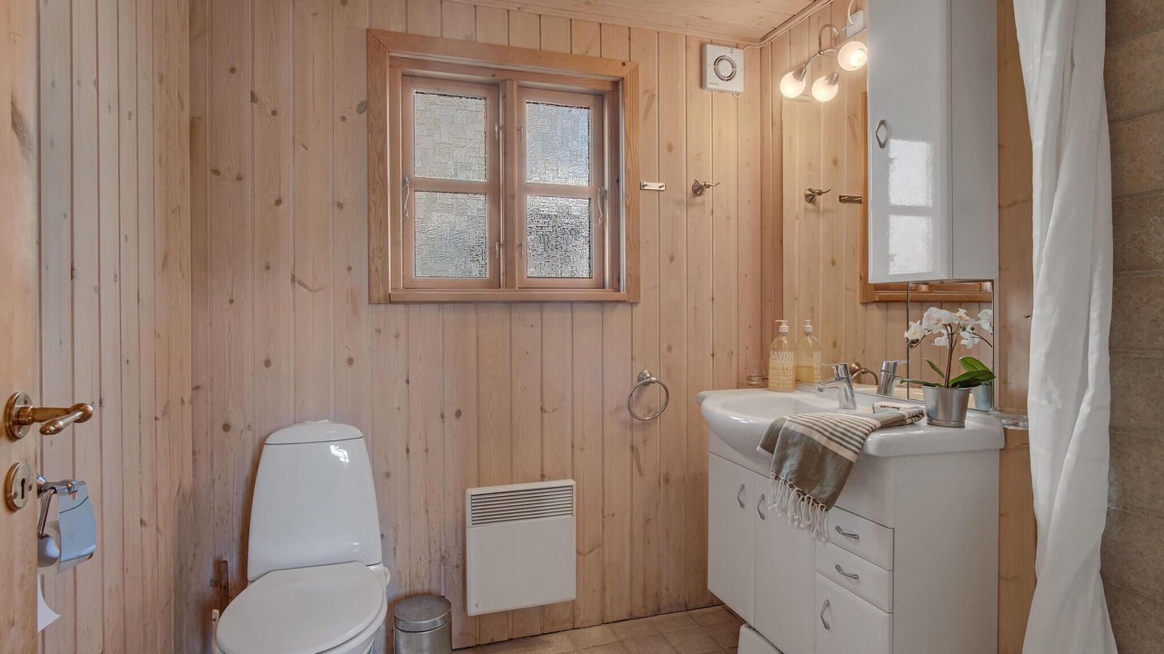 Photo of Bathroom in Faarevejle