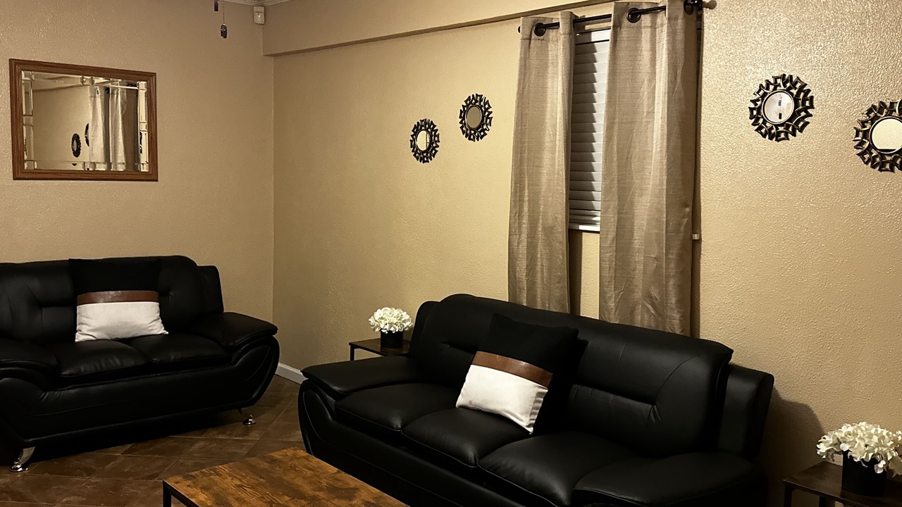 Photo of Livingroom in Park Forest - LA North