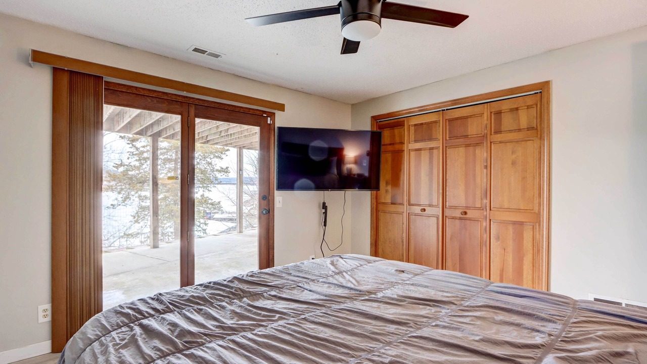 Photo of Bedroom in Camdenton