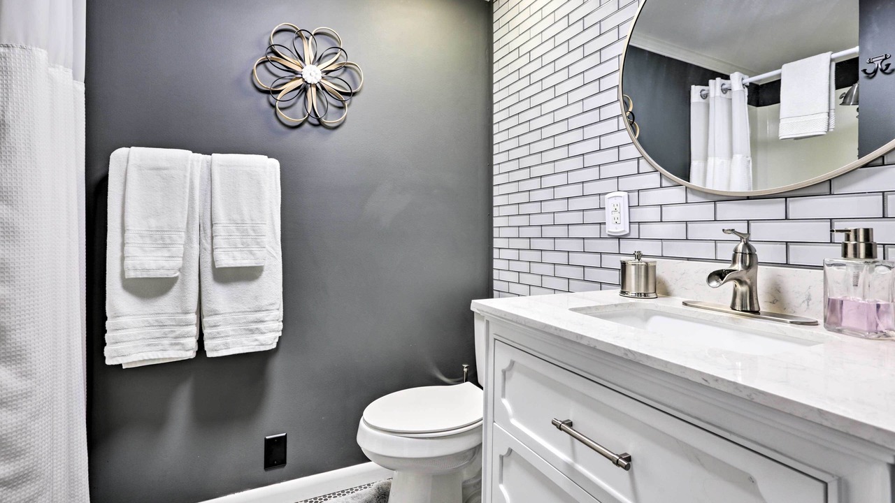 Photo of Bathroom in Marianna