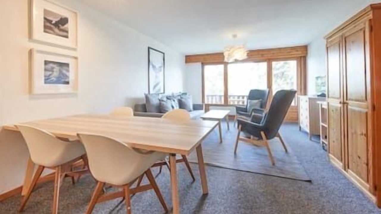 Photo of Livingroom in Vex