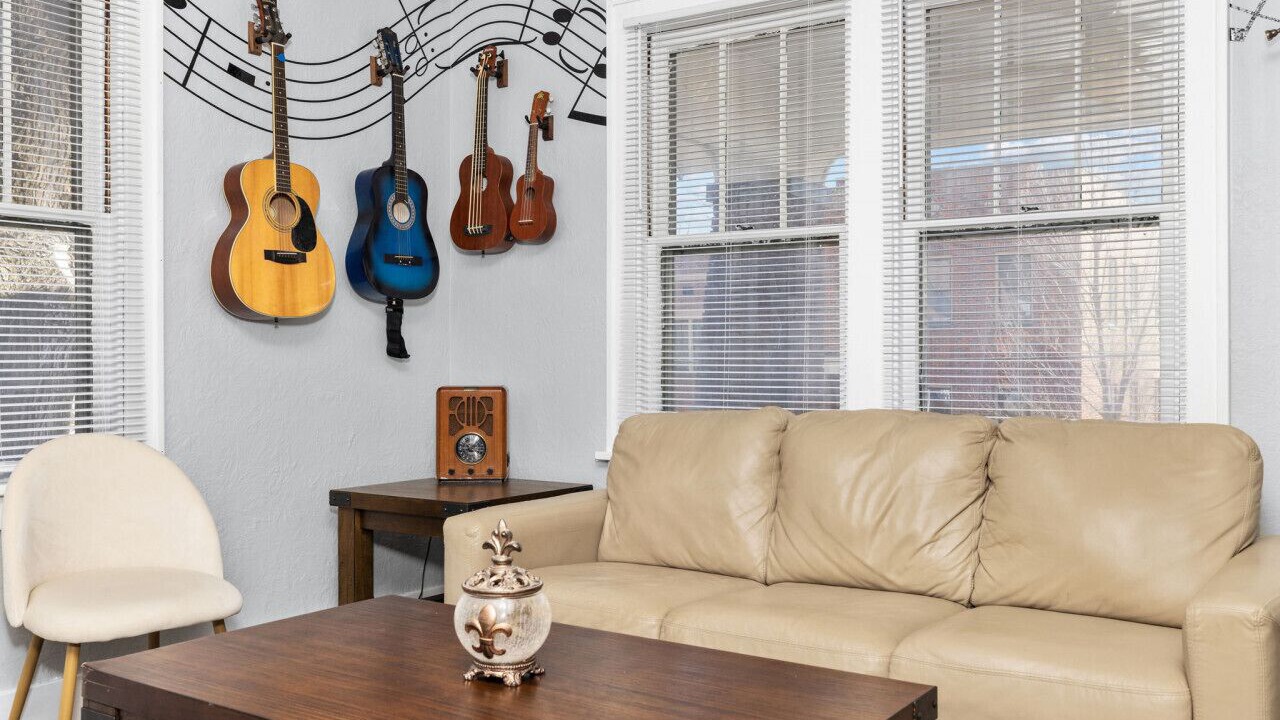 Photo of Livingroom in St. Charles
