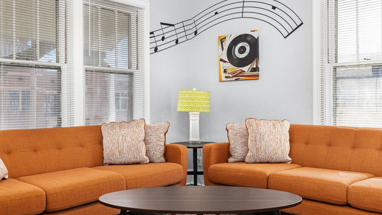 Photo of Livingroom in St. Charles