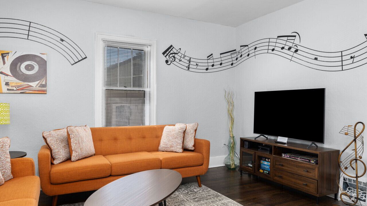 Photo of Livingroom in St. Charles