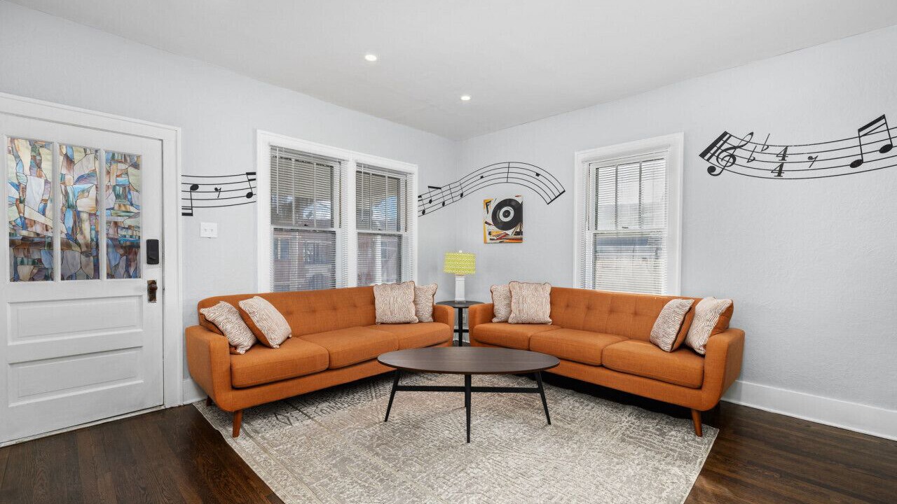 Photo of Livingroom in St. Charles