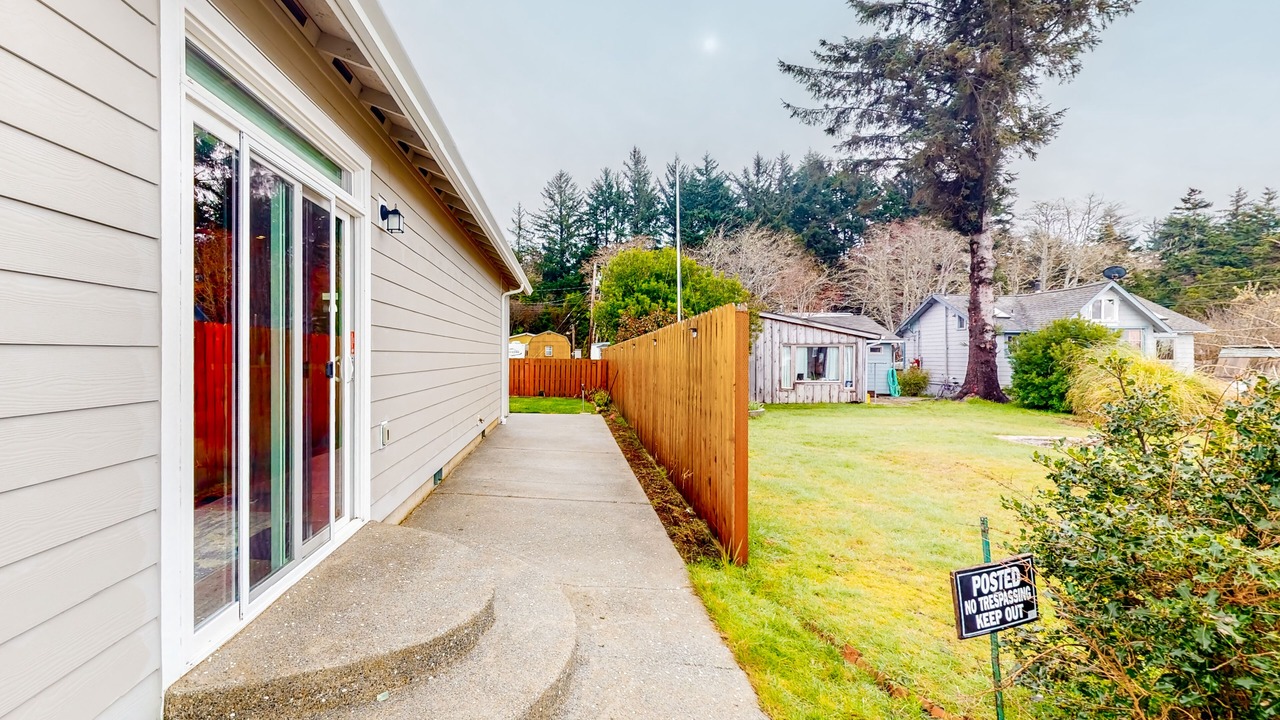 Photo of Outdoor in Coos Bay