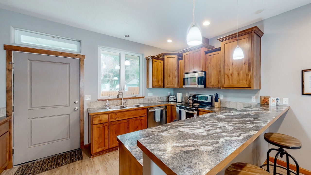 Photo of Kitchen in Coos Bay