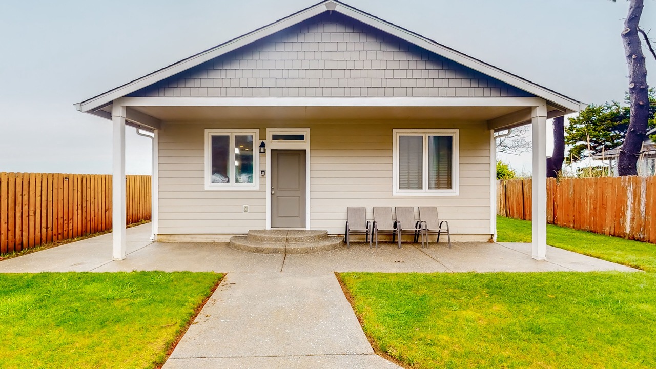 Photo of Outdoor in Coos Bay